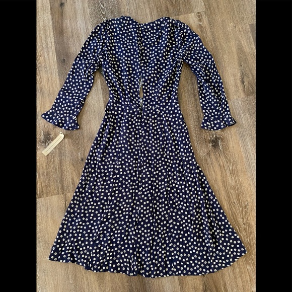 NWT REFORMATION | Floral Heidi - Blue Daisy Sz 4 - Picture 8 of 9